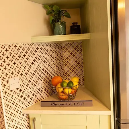 Sarahs Away From Luxury 公寓 恩尼斯