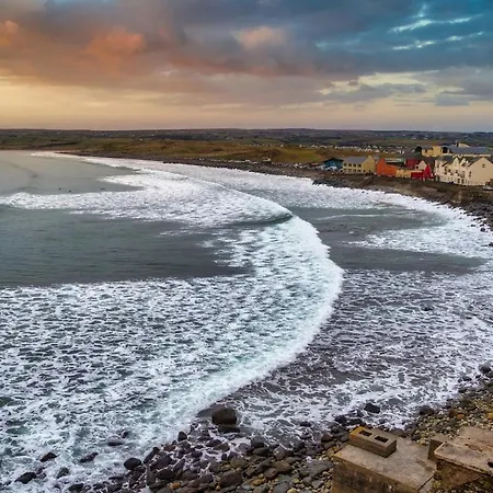 公寓 Sarahs Away From Luxury 恩尼斯