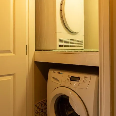 Sarahs Away From Luxury 公寓 恩尼斯