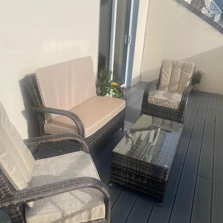 Sarahs Away From Luxury