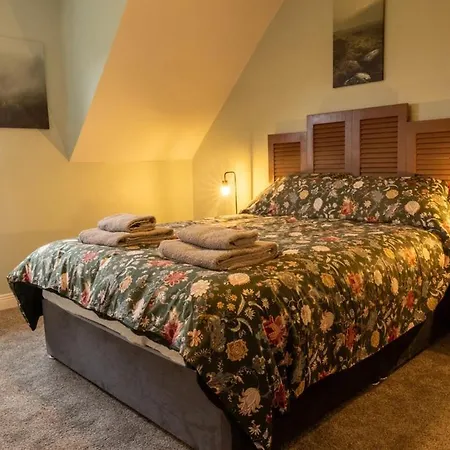 公寓 Sarahs Away From Luxury 恩尼斯